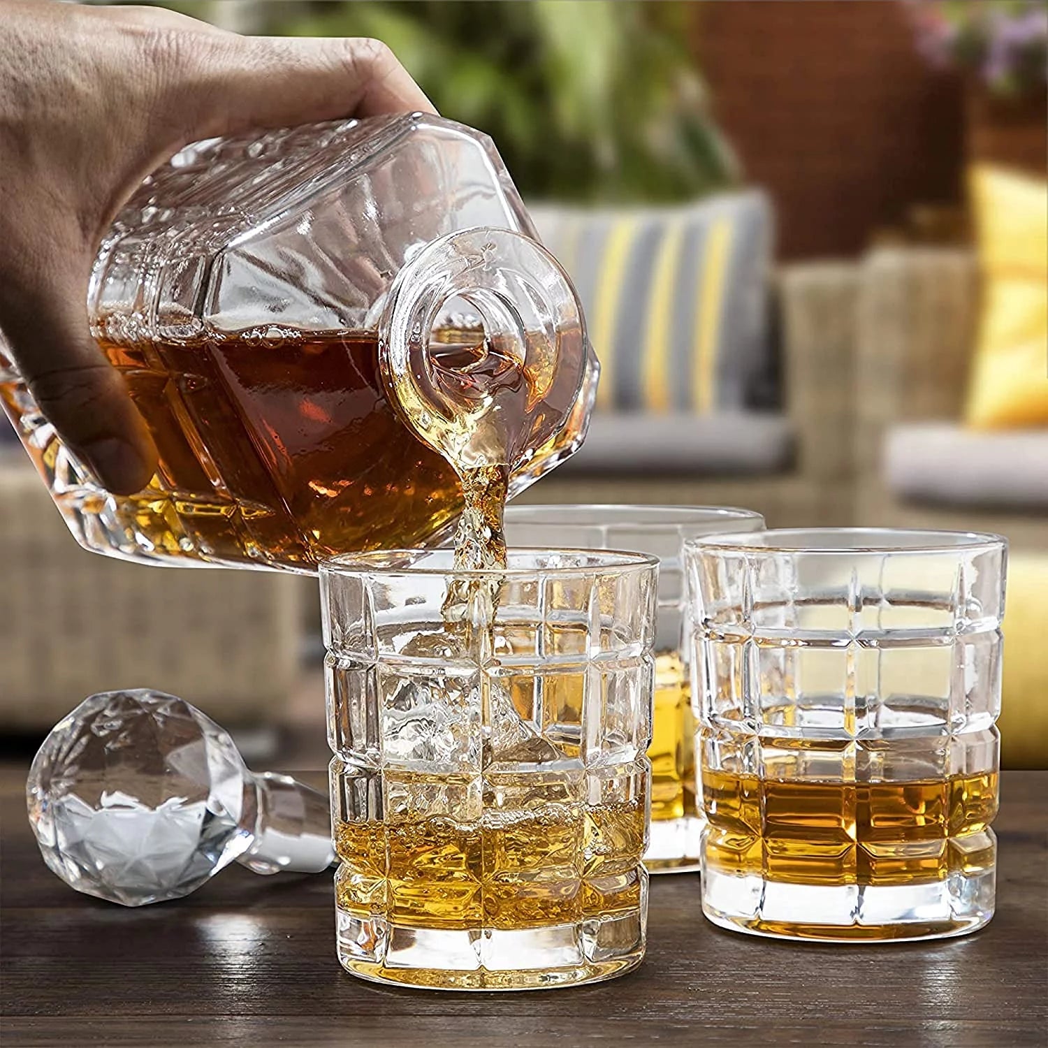 Regal Trunk & Co Whiskey Decanter Set, 4 Engraved Tumblers, Crystal, Gift Box, Polishing Cloth