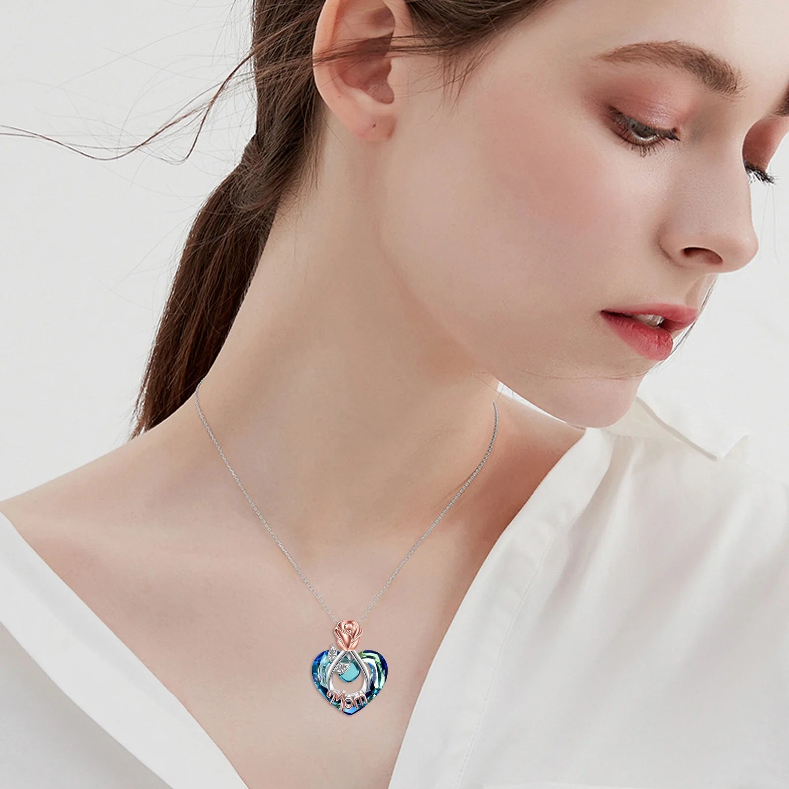 Mothers Day Gifts for Mom Necklace 925 Sterling Silver Mom Necklace with Heart Crystal Necklace Jewerly Mothers Day Gifts for Women Mother