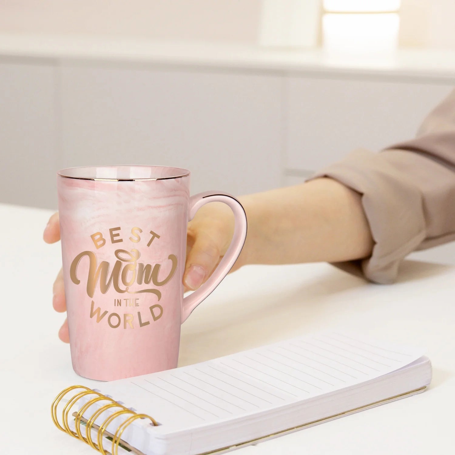 Gifts for Mom - Best Mom in the World Coffee Mugs, Mom Gifts, Mothers Day Gifts for Mom, Christmas Gifts,  14 Fl Oz Pink Coffee Mugs Ceramic Mug Tea Cup